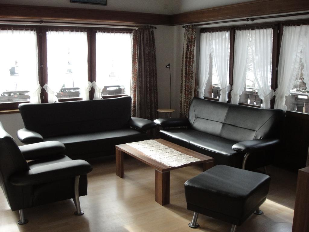 Chalet Sunstar Saas-Grund Room photo